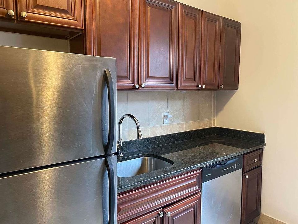 1st image of 710 W 173rd St APT 59