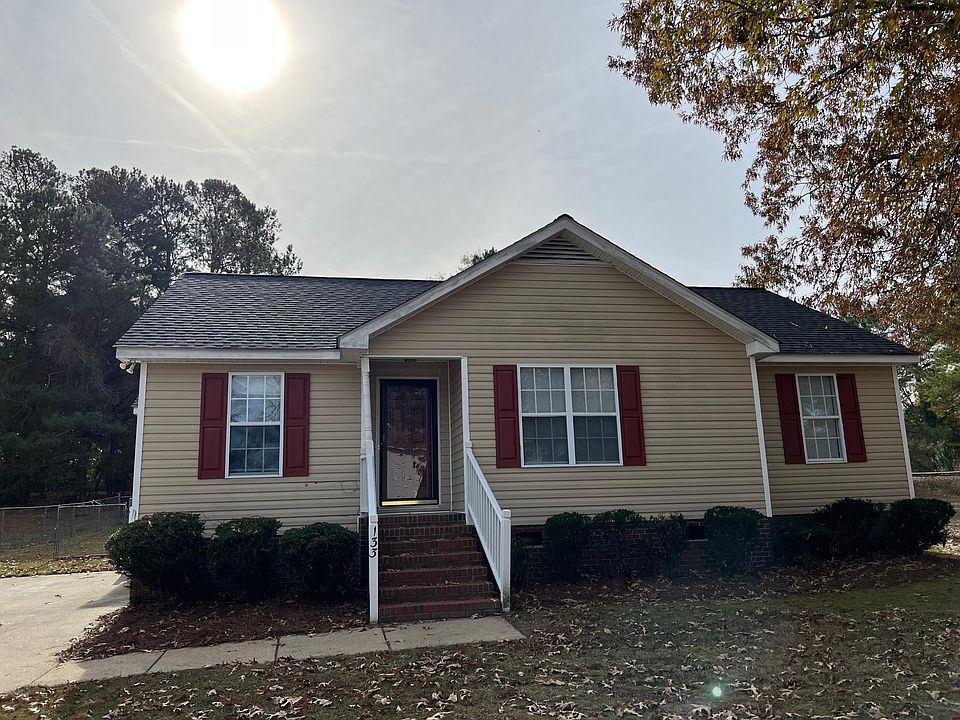 1st image of 133 Sara Dr