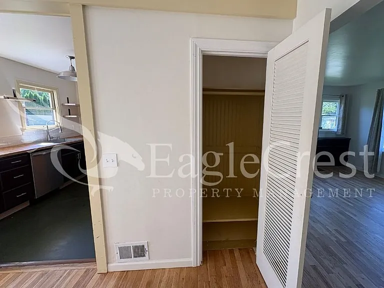 1339 Modoc St — Photo 26