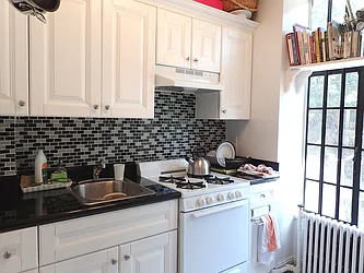 Rented by Brooklyn Heights Real Estate Inc