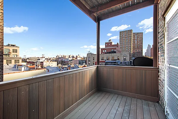 Rented by Douglas Elliman | media 36