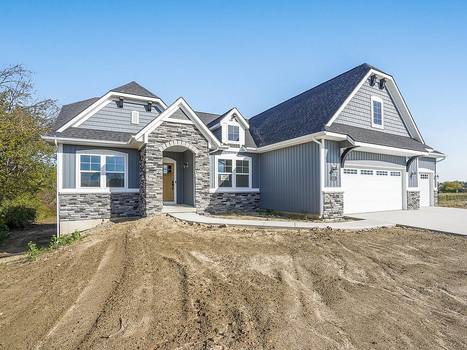 1st image of 1835 Red Barn Dr