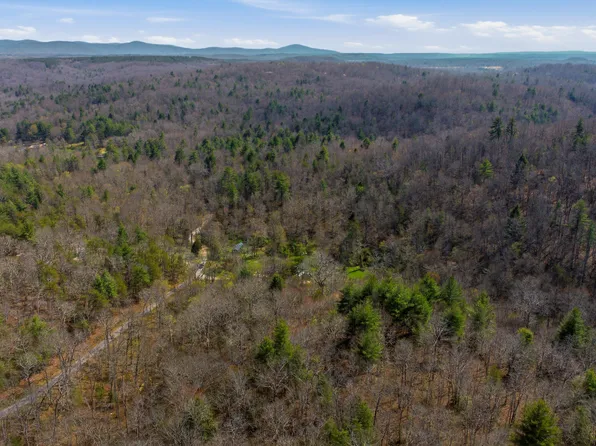 Young Rd, Robbins, TN 37852