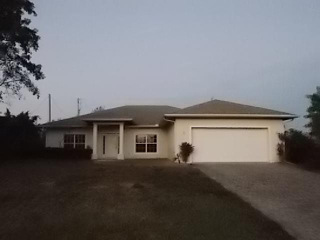 1st image of 292 SW Kestor Dr