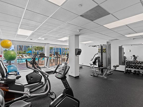 4th image of 3300 NE 36th Street #1419