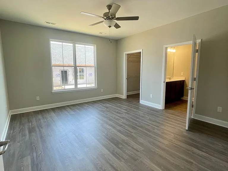 469 Creekside Way #HV140 — Photo 11