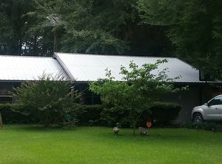 214 Ricky Dr, Palestine, TX 75803