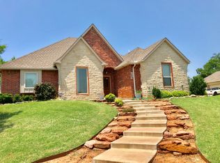 13809 Canterbury Dr, Edmond, OK 73013