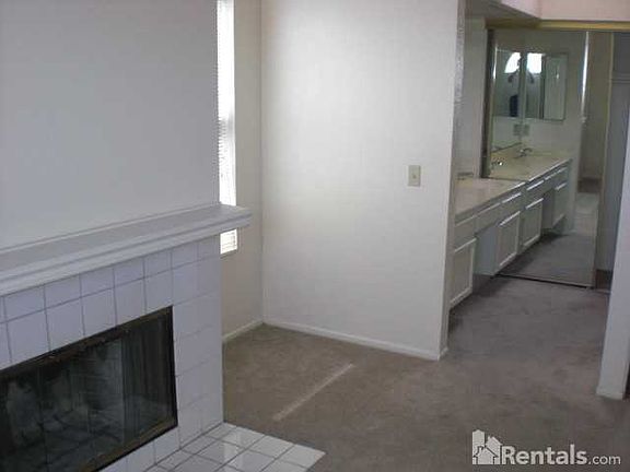 5th image of 16701 Kettenburg Ln