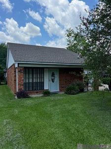 304 W Bordelon St, Gonzales, LA, 70737