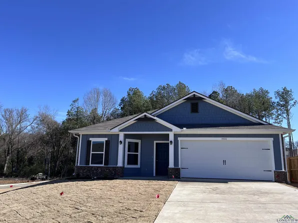 1400 Monterey Dr, Longview, TX 75601