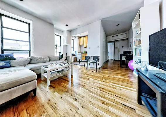 Rented by Union Square Property Management | media 5