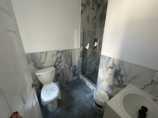 Rented by Capri Jet Realty Corp | media 8