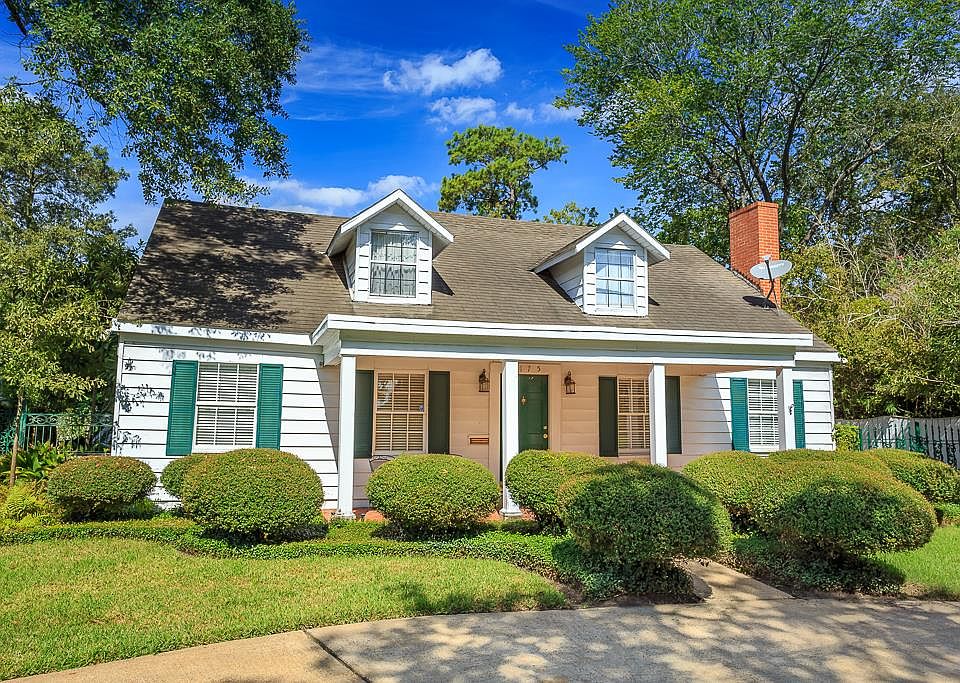 1st image of 8175 River Dr