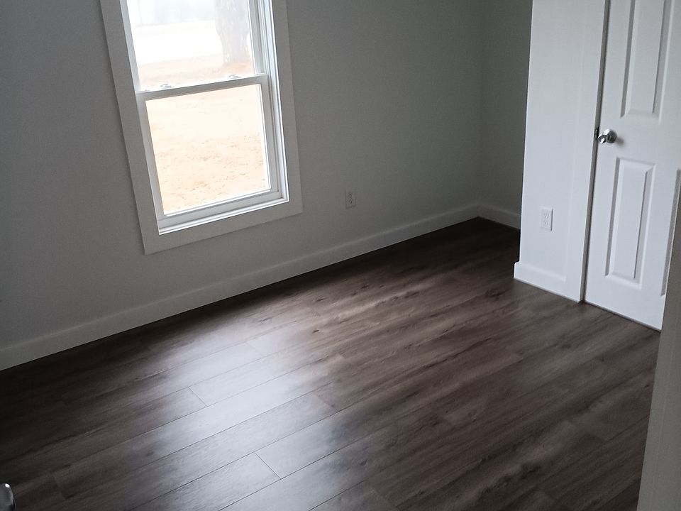 2nd image of 3 Brewer Rd #3