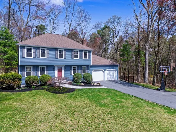 1 Coburn Rd, Hopkinton, MA 01748