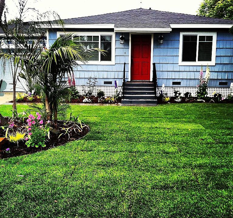 Well kept  beach cottage 