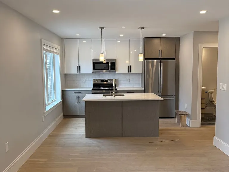400 Market St #206 — Photo 7