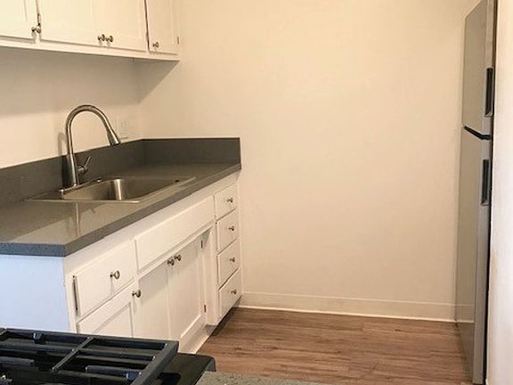 3rd image of 245 Ellwood Beach Dr APT B