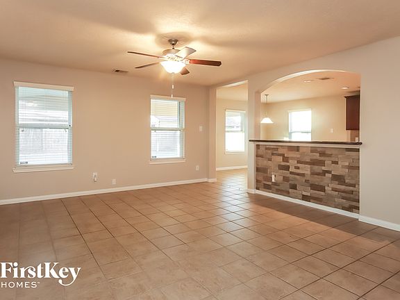 2nd image of 10910 Brittan Leaf Ln