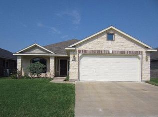109 Silverado Trl, Victoria, TX 77901