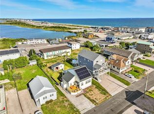 17 Montauk Ave, Westerly, RI 02891