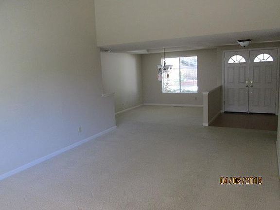 entry, dining room, family room