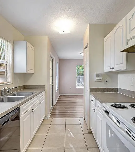 720 Newton Ave S — Photo 6