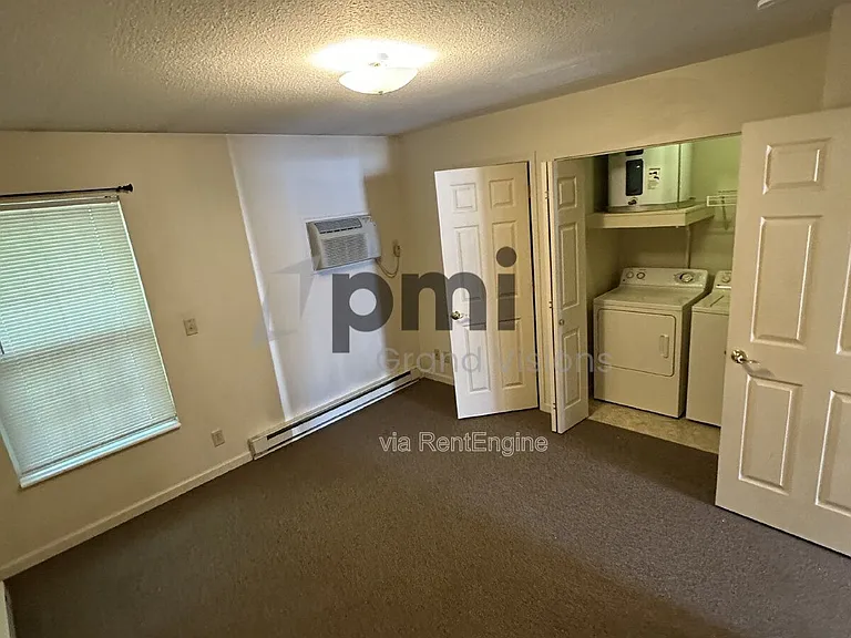1308 Arthur Ave #8 — Photo 13