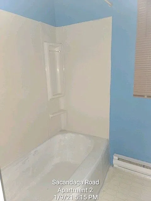 1 bed, 1.0 bath, 600 sqft, $900 — Photo 3