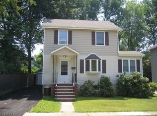2 Albert Ave, Morristown, NJ 07960