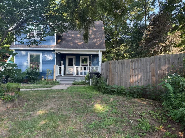 140 Linn St, Allegan, MI 49010