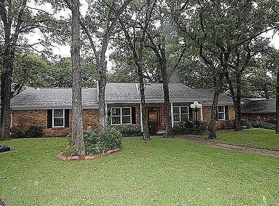 3rd image of 428 Billy Creek Cir
