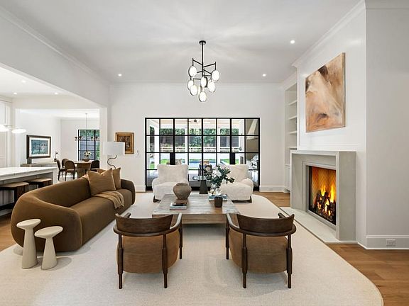 4th image of 4431 Reid Ln