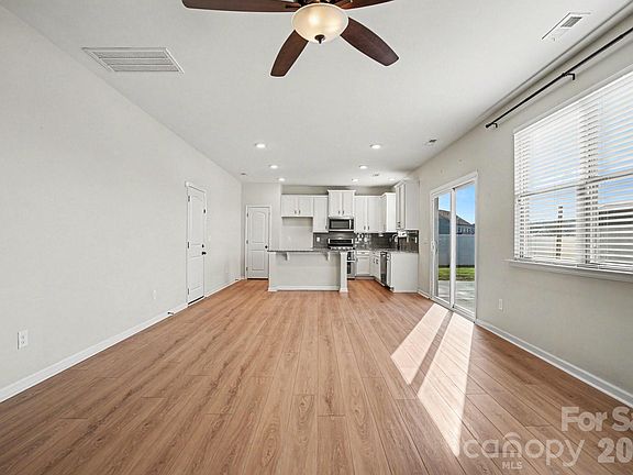4th image of 1209 Brooksland Pl