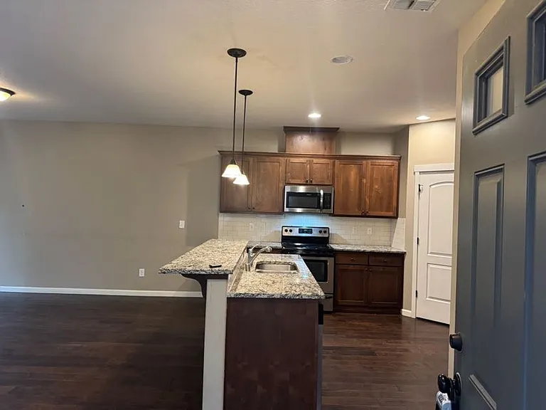 2706 NE 130th Ct — Photo 15