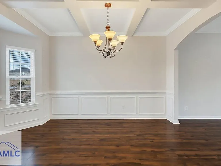 64 Brandonwood Rd — Photo 6