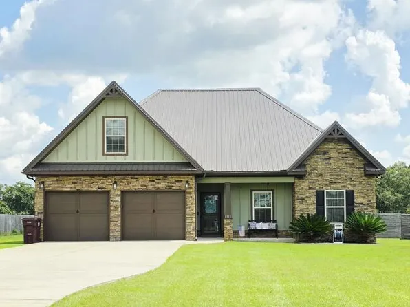 1111 S County Road 9, Slocomb, AL 36375