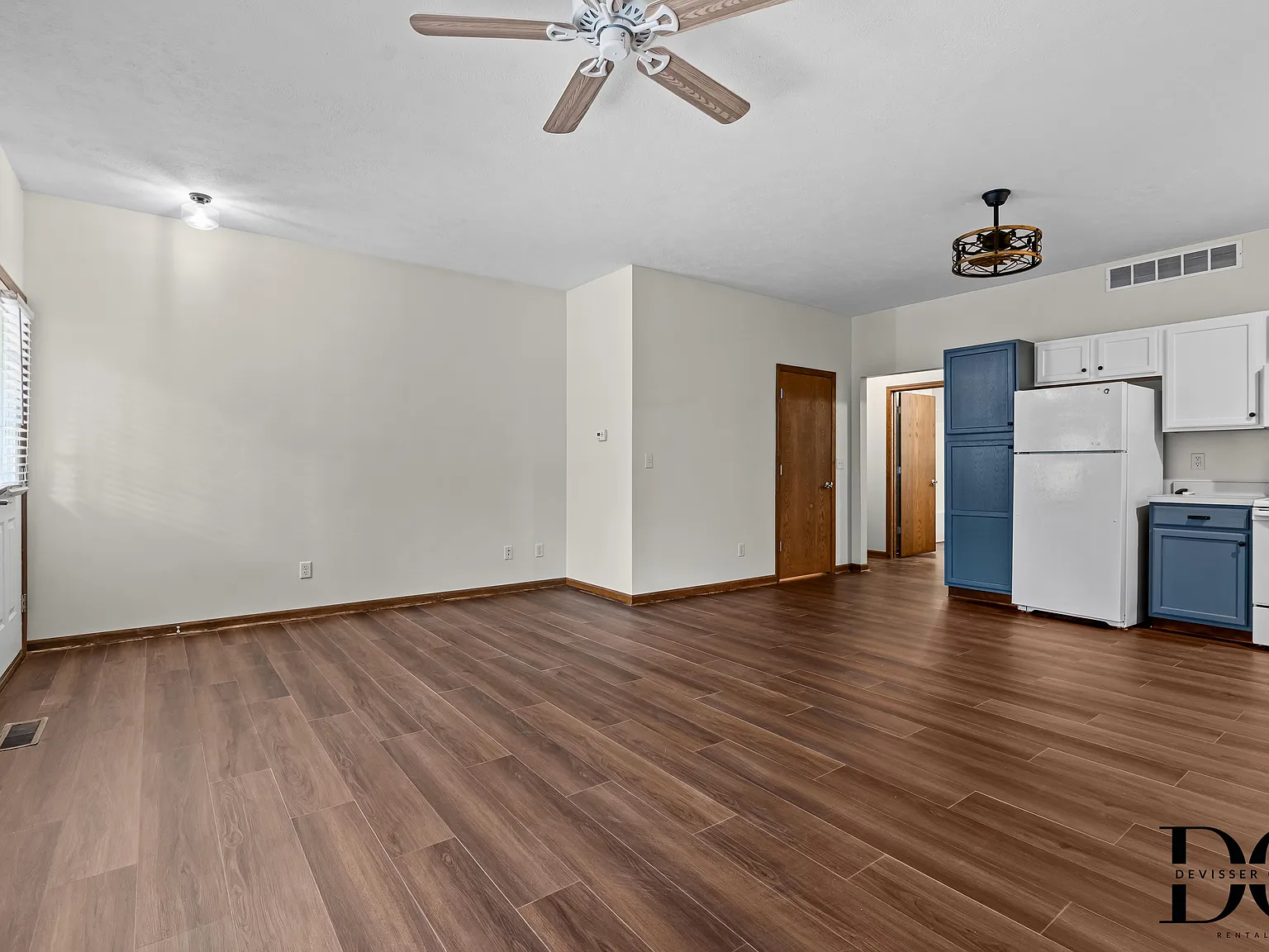 2 bed, 1000 sqft, $1,500 — Photo 3
