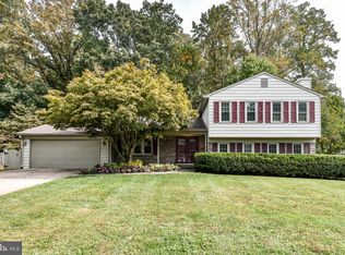 5213 Dunleigh Dr, Burke, VA 22015
