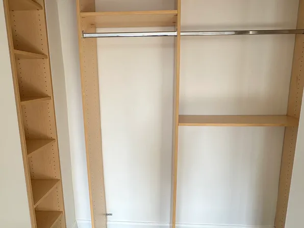 435 East 79th Street image 11 of 13