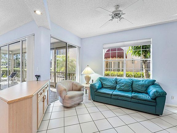 4th image of 5160 Lake Catalina Drive #C