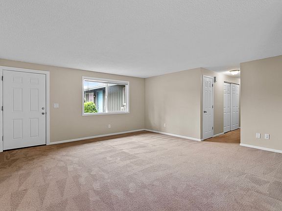3rd image of 1118 W 36th St
