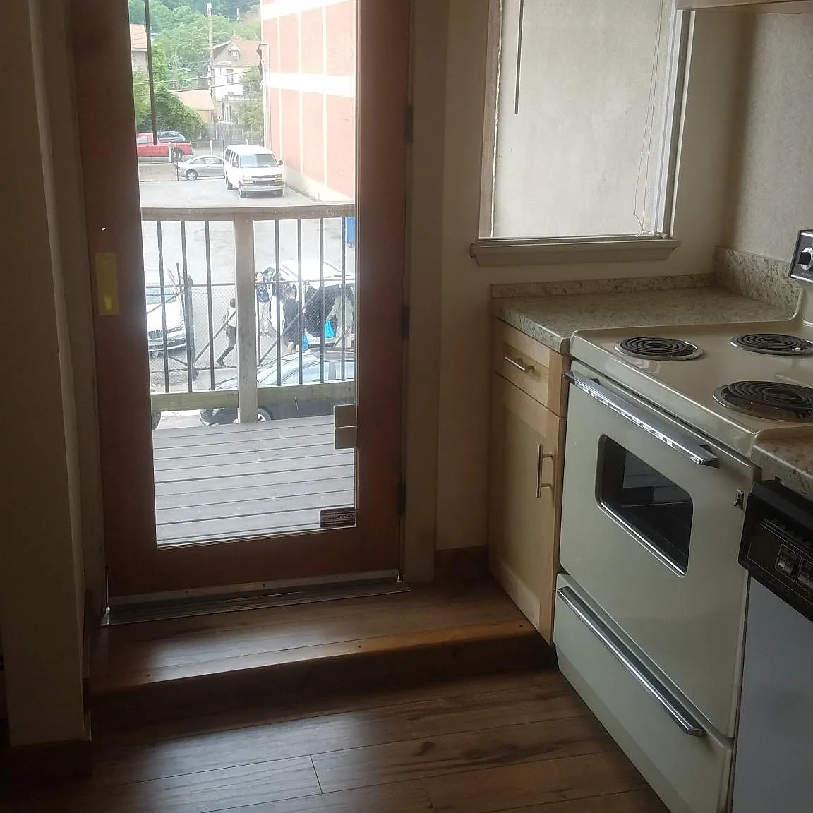 749 S Millvale Ave — Photo 4