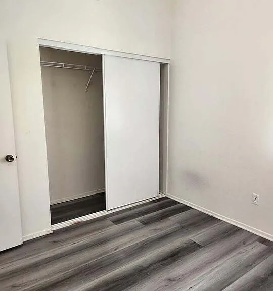 655 Silverwood St — Photo 5