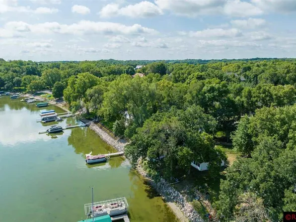 3704 Sioux Ln, Madison Lake, MN 56063