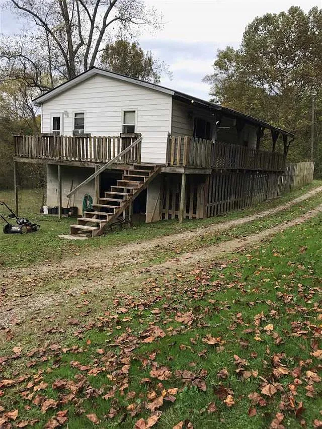 1672 Madison Creek Rd photo 1