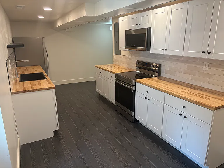 S 1680 E — Photo 1
