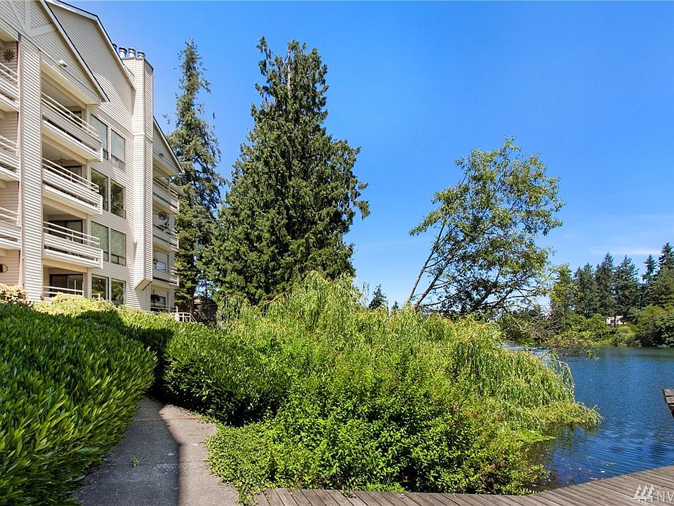1st image of 19528 Echo Lake Pl N APT B102