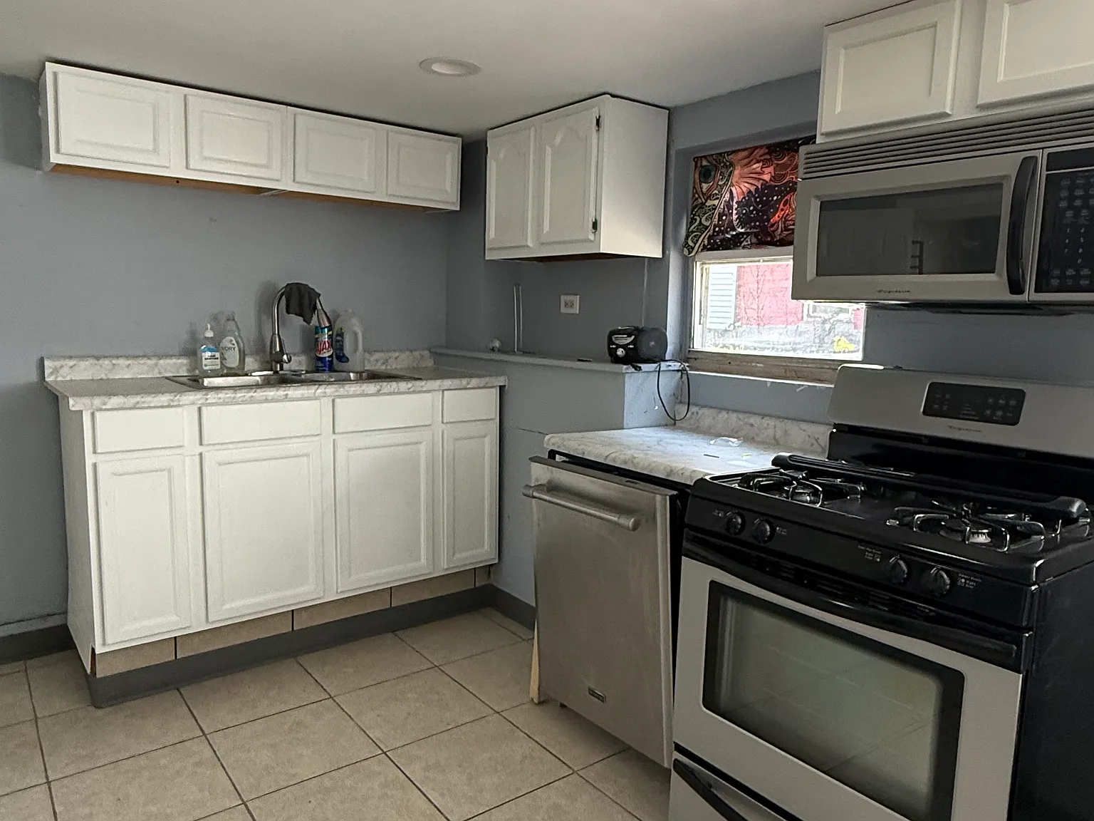 1 bed, 900 sqft, $1,175 — Photo 3